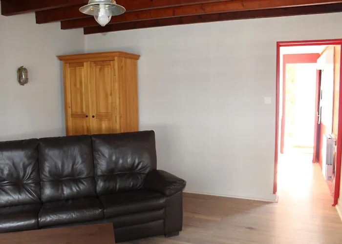 Holiday home Maison 2 Chambres, De Centre Ville, Avec Cour Exposition Sud, A 300 M Du Port