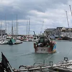 בית נופש Maison 2 Chambres, De Centre Ville, Avec Cour Exposition Sud, A 300 M Du Port סן-וא-לה-הוג