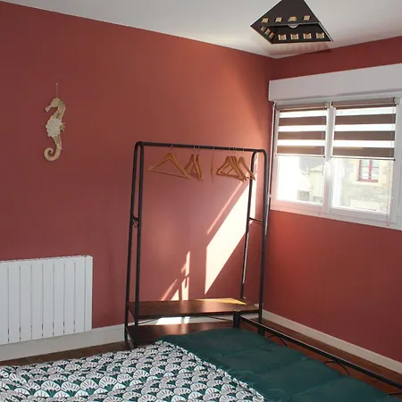 بيت للعطل Maison 2 Chambres, De Centre Ville, Avec Cour Exposition Sud, A 300 M Du Port سانت-فاست-لا-هوغ