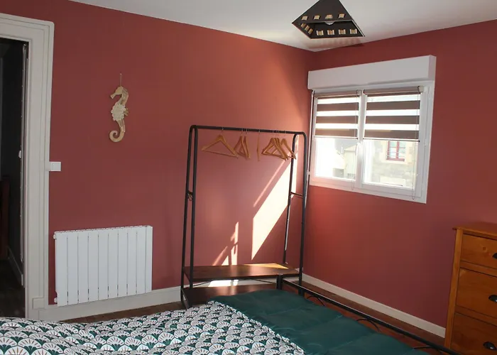 بيت للعطل Maison 2 Chambres, De Centre Ville, Avec Cour Exposition Sud, A 300 M Du Port سانت-فاست-لا-هوغ